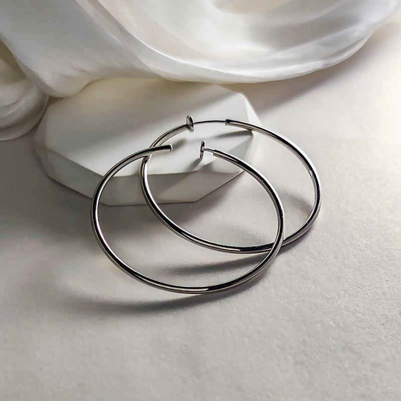 

Large Ring Spring round Painless Fashion Exaggerated Ear Ring White K Gold