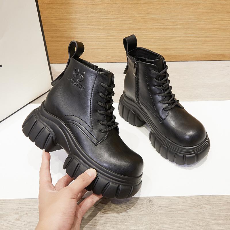 Thick-soled Martin Boots Women's 2025 Autumn and Winter New Inner Height Increase Small Short Boots British Style Medium Tube Versatile Single Boots
