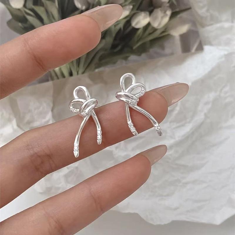 925 Sterling Silver Women's Ear Piercing Earrings - Versatile Cartilage Studs for Comfortable Sleeping