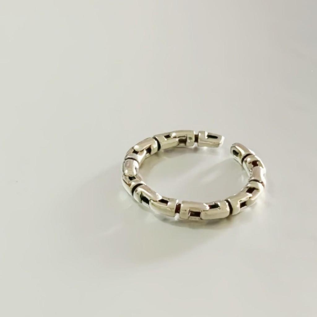 Personalized Korean Ribbed Knot Woven Retro Niche Openable Finger Ring