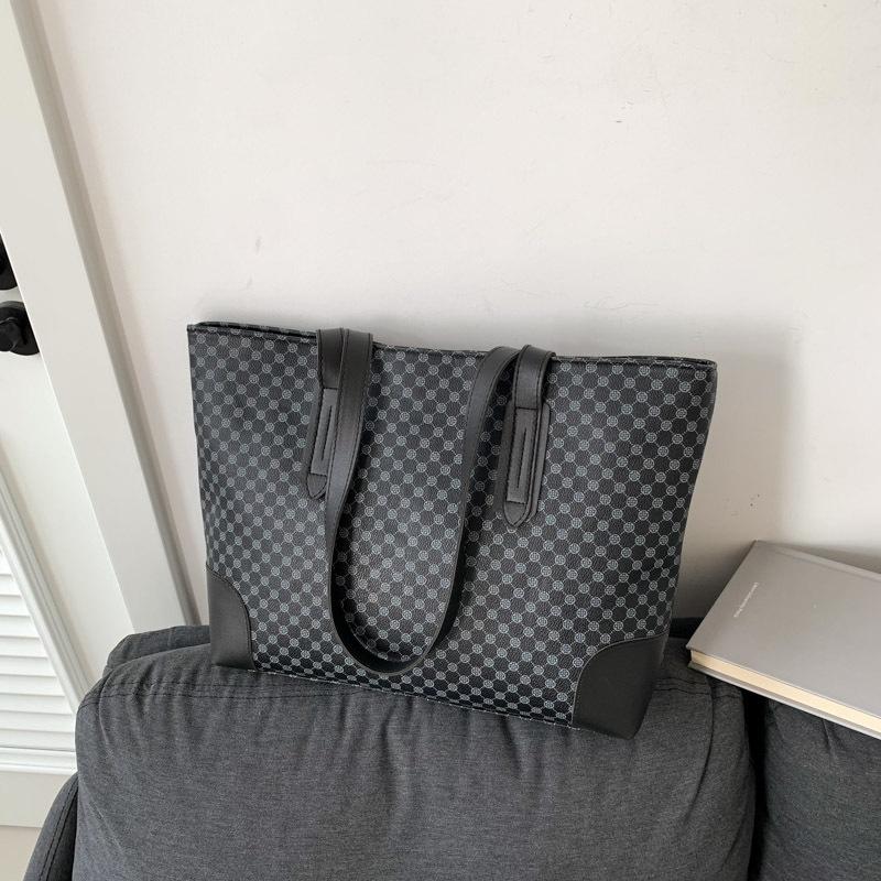 

Женская сумка-тоут, универсальная сумка через плечо премиум-класса, сумка через плечо в нишевом стиле, модная сумка большой вместимости чёрный