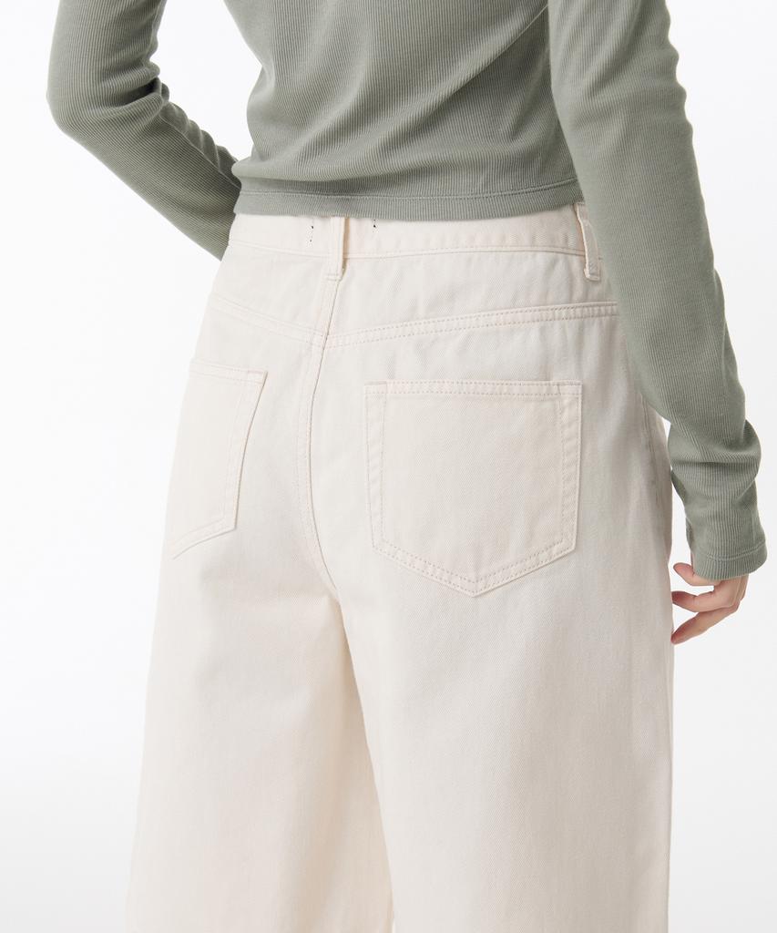 MUSINSA STANDARD WOMAN Women'S Wide Denim Shorts [Cream]