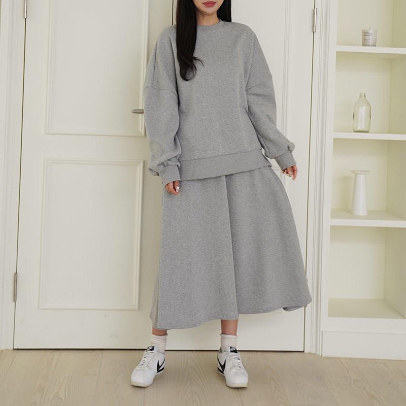 Plus-Size Autumn Slimming Two-Piece Skirt Set for Women - Small Chic Style