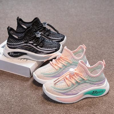 Wiosenne i letnie dziecięce buty sportowe do biegania z siateczki oddychające