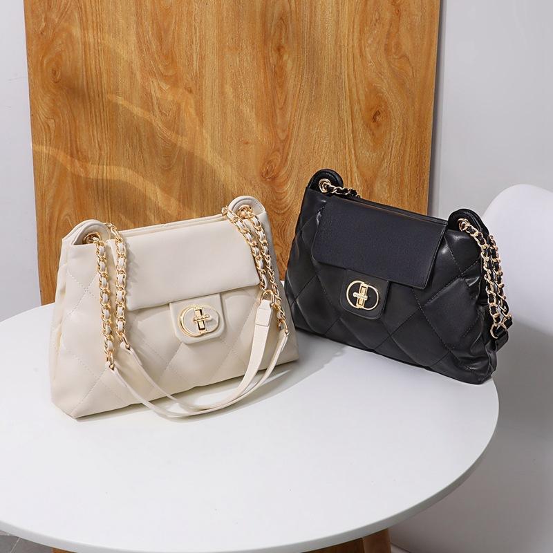 New Crossbody Genuine Pitot Commuting Large Capacity Bag  Small Fragrance Chain Bag