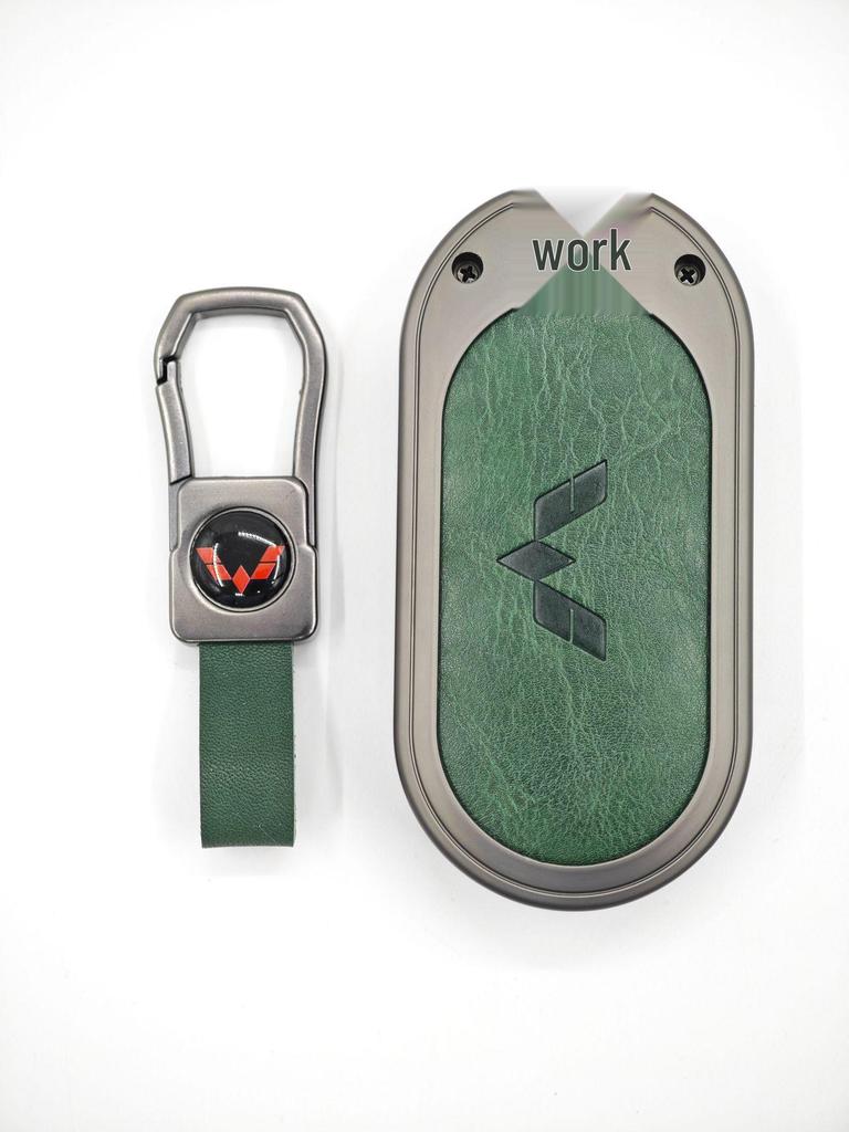 Wuling Hongguang Mini Leather Key Case – Genuine Leather Key Protection with Metal Buckle