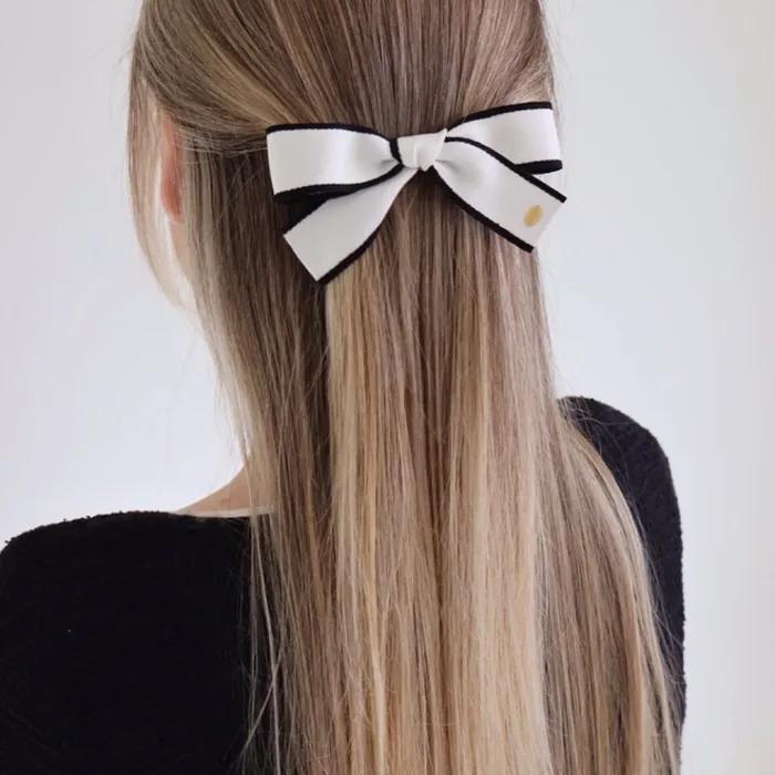 Two-tone Classic Ribbon Pin Black Hair Pin