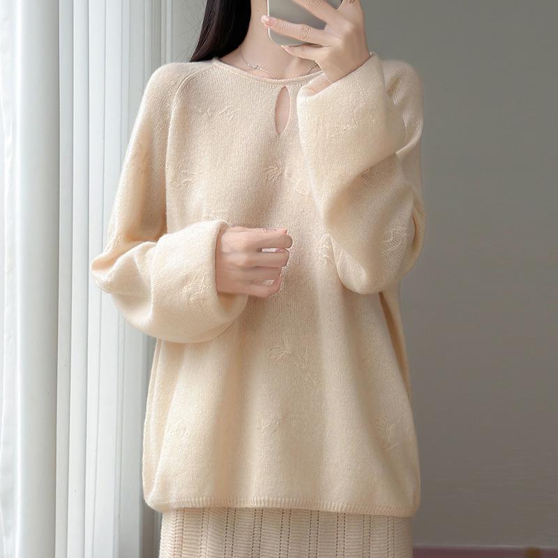 Autumn/Winter 100% Wool Retro Loose Pullover Sweater with 3D Floral Design for Women