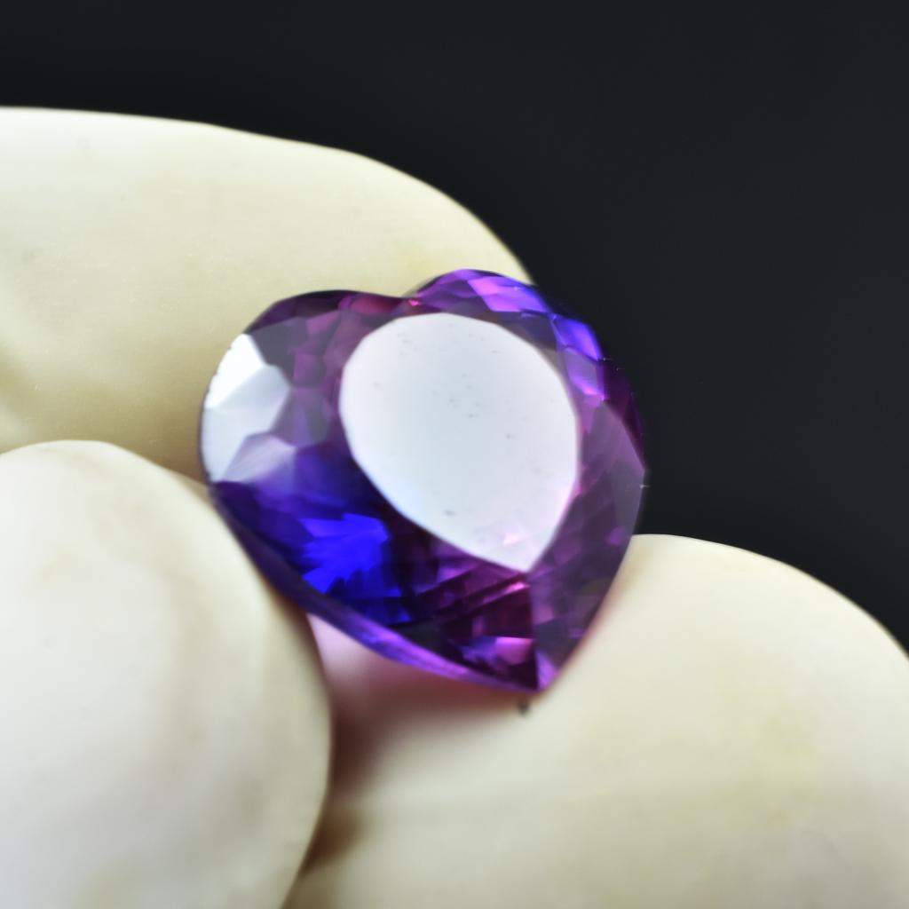 Natural Purple Tanzanite Loose Gemstone 9.65 Ct Heart Cut for Jewelry Making and Gem Collections