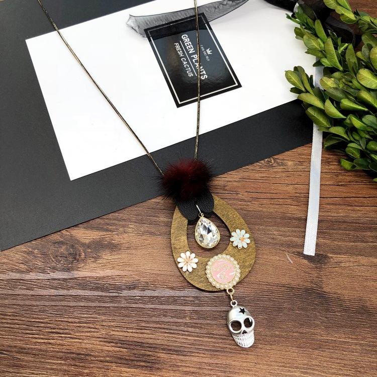 Fashion Temperament Simple Necklace Female Flower Crystal Diamond Decoration Long Sweater Chain Versatile Clothing Accessories