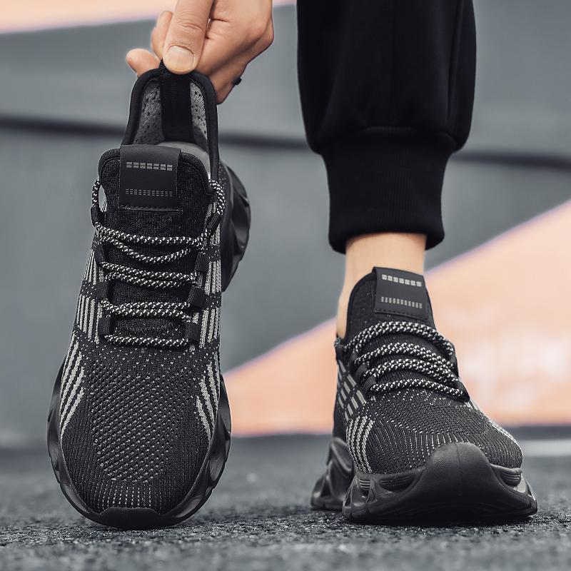 Fashion Man Trainers Running Shoes Breathable Sports Sneakers Outdoor Non-Slip Sneakers Couple Casual Comfortable Running Shoes 39-46