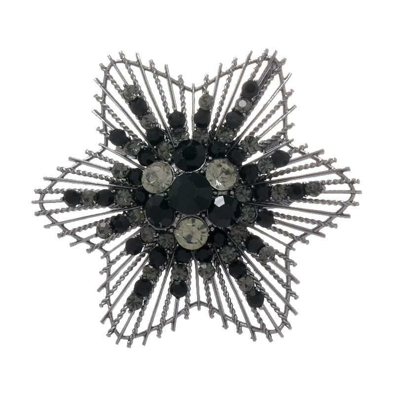 Niche Retro Hexagonal Crystal Brooch Female Personality Metal Style Corsage Simple Coat with Accessories