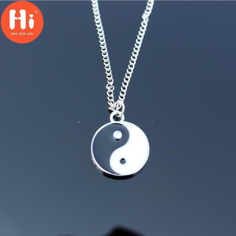 

Привет, новая индивидуальность, различные элементы, стиль Инь и Ян, металлическое ожерелье унисекс, эффектное ночное барное ожерелье для мужчин и женщин, короткие ожерелья