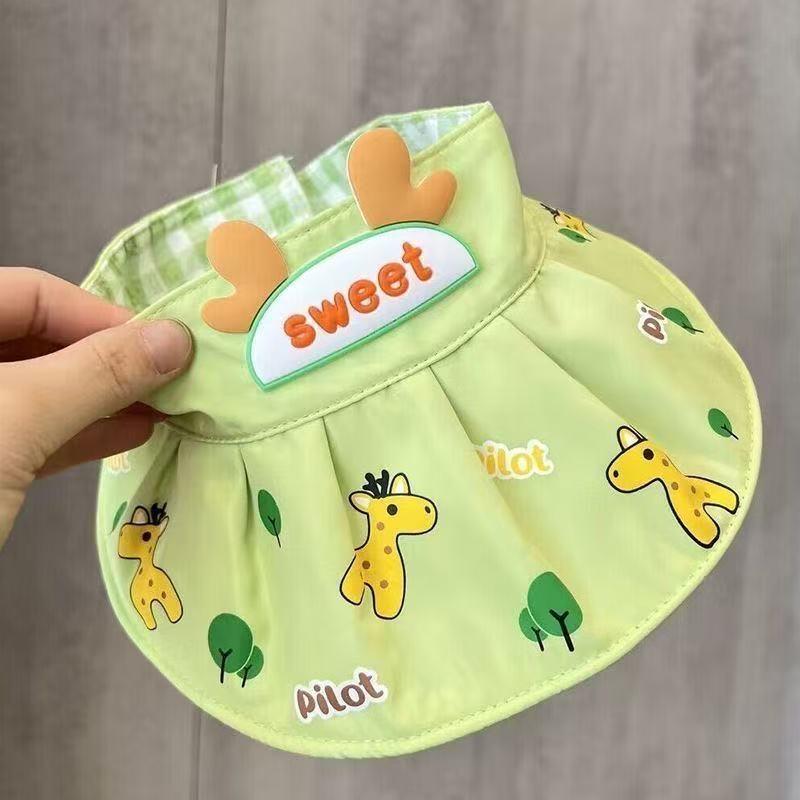 Children's UV Protection Sun Hat with Large Brim - Breathable, Lightweight, Baby Giraffe Design for Boys & Girls