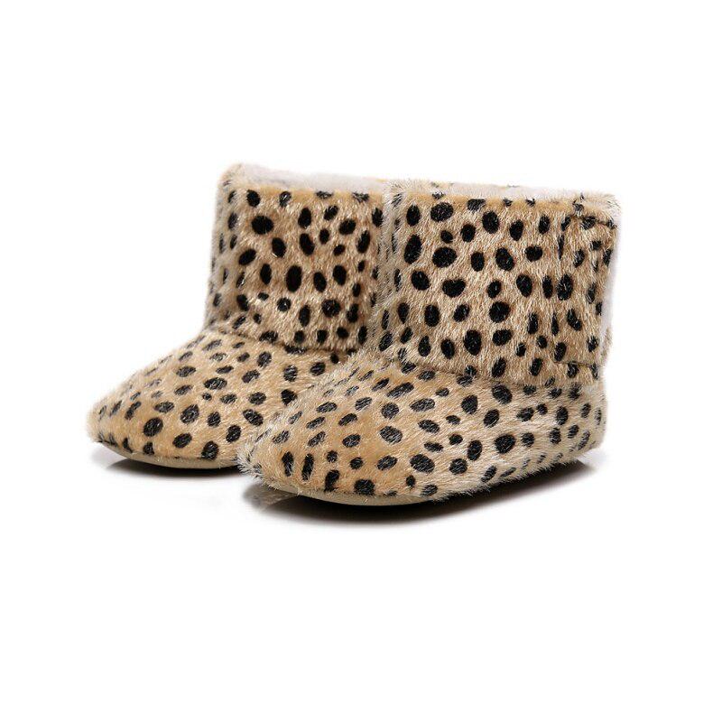 Imagen gratis: bebé, botas, calzado, recién nacido, zapatos, ropa, hecho en  casa, lana, hecho a mano, osito de peluche