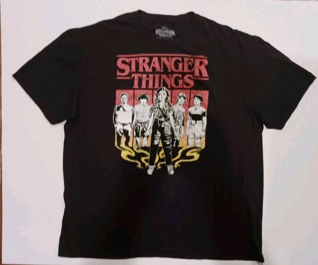 Stranger Things Tshirt Men’s Size 2XL Black Cast Graphics