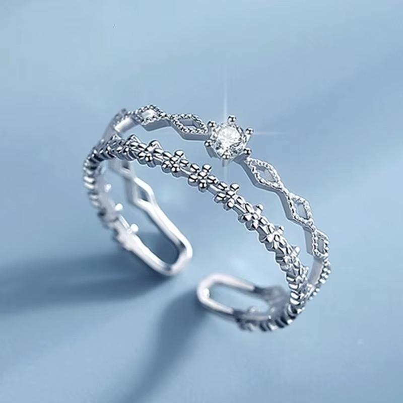

PANJBJ 925 Sterling Silver Stars Ring For Women Blue Crystal Opening Sweet Romance Irregular Versatile Jewelry Gift Dropshipping