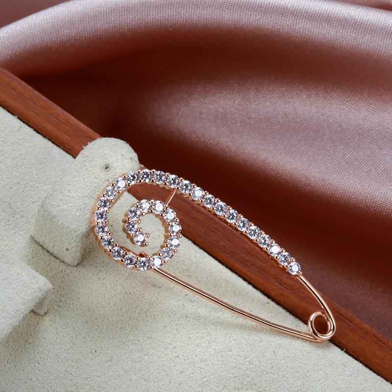 New  Rose Gold Fine Brooch For Women Creative Fashion Wedding Jewelry Unique Hollow Natural Zircon Boutonniere