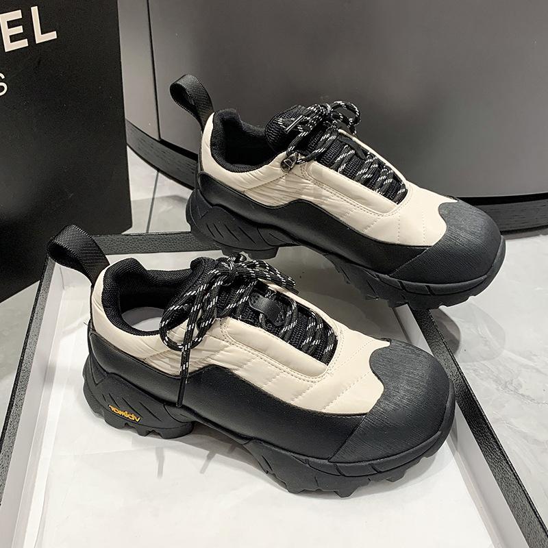 Fashionable and Minimalist Sports Hiking Shoes Casual Lace Up Retro and Versatile Sports Single Shoes