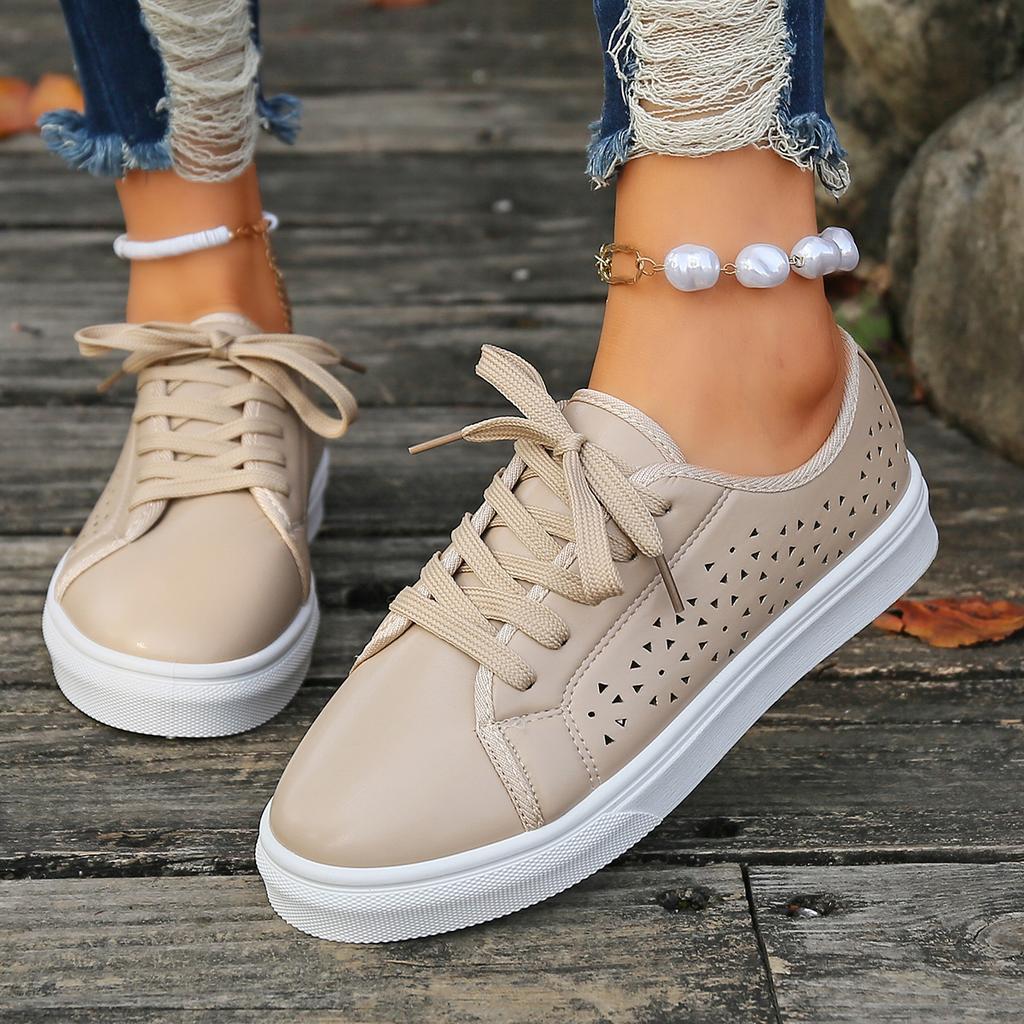Fashion New Women's Vulcanized Shoes Round Toe Casual Shoes Flat Bottom Board Shoe Lace-up Women Versatile Comfortable Lace Up Sneakers