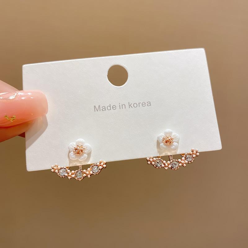 Circle Earrings Fresh Earrings Simple All-Match Petal Flower Earrings for Women