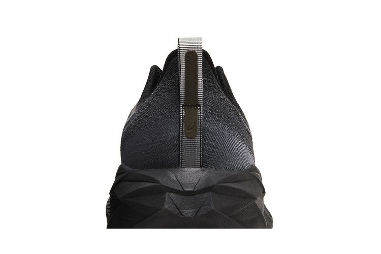 Asics Novablast 4 'Black Graphite Grey'