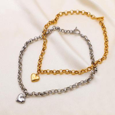Fashion Heart Pendant Necklaces Women OT Clasp Cuban Link Chains Vintage Personalized Banquet Party Jewelry Accessories Gifts