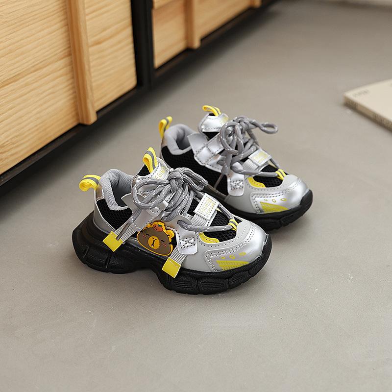 

Boys and girls sports shoes breathable autumn new Korean version of children s dad shoes mesh medium older children s baby running shoes tide 22-26 yards 5 pairs in one hand чорний