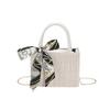 Fashionable Minimalist Chain Strap Shoulder Bag Stylish Handbag For Women In White And Khaki
