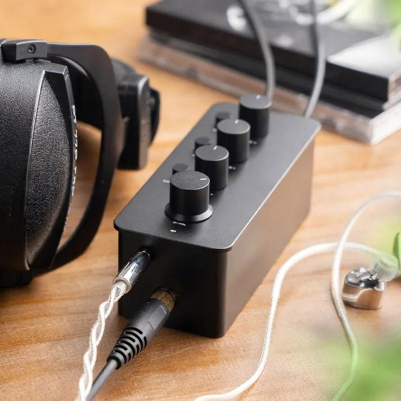 Tragbarer 2-in-1-Kopfhörerverstärker. Vielseitiger Kopfhörerverstärker. Kopfhörerverstärker aus Aluminiumlegierung. Steigern Sie Ihre Qualität