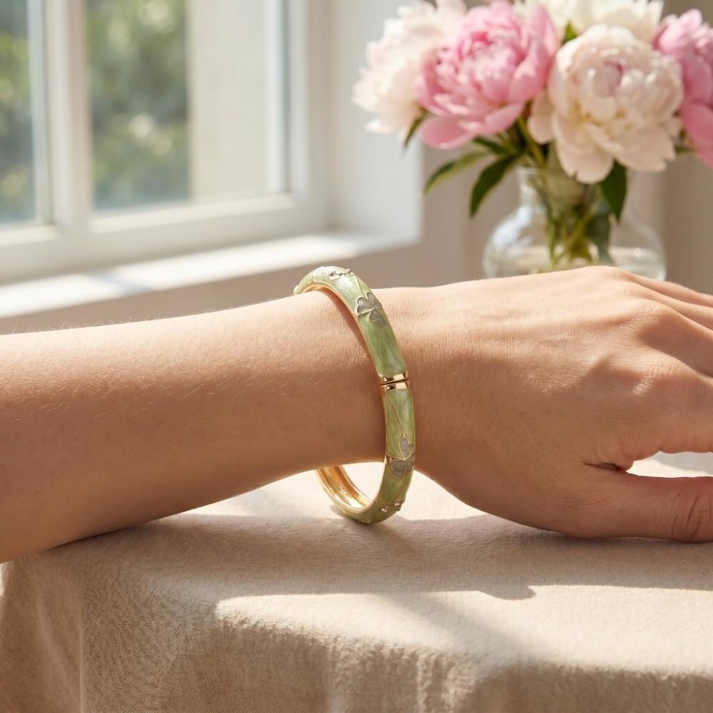 Enamel Floral Flower Crystal Bangle Good Luck Clover Women's Hand Bracelet Jewelry Gifts