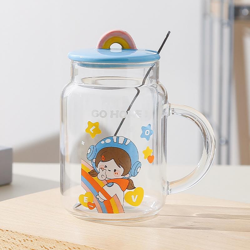 Kreative Cartoon Weltraum kleines Mädchen Glas Hochborosilikat Skala Glas Kleiner frischer Stil Wasserbecher mit Deckel Löffel
