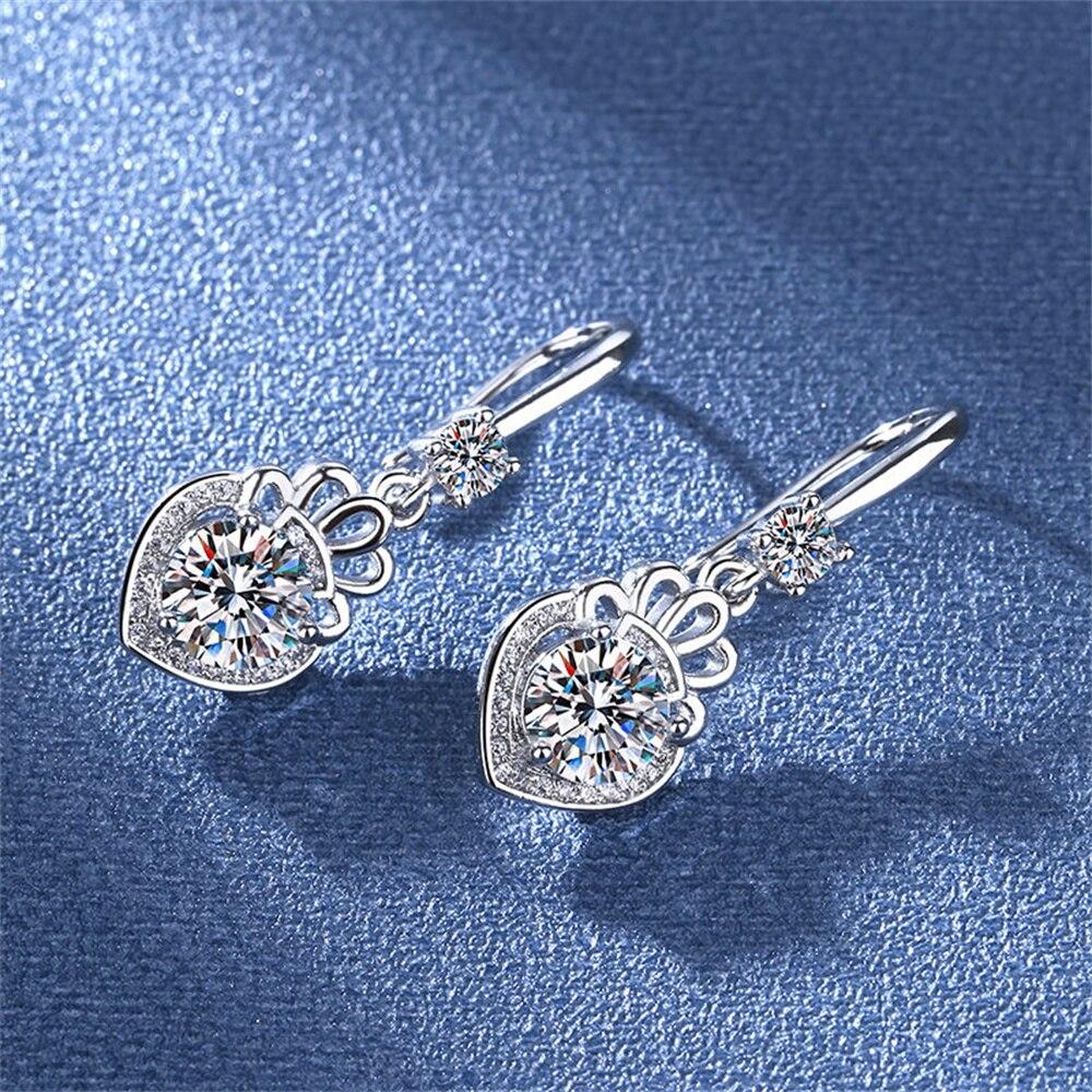 New Women Earring Pendant 925 Silver Heart -Shaped Four Prong Moissanite A Pair Ear Studs Piercing Hoops Earrings Jewelry Gift