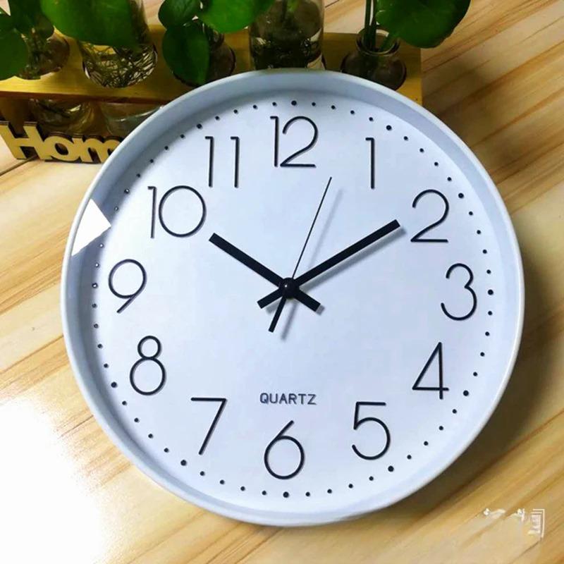 Ρολόι 12 ιντσών Ρολόι Ρολόι τοίχου Εργοστάσιο Χονδρικό ρολόι χαλαζία Μοντέρνο απλό πλαστικό σαλόνι Ψηφιακό ρολόι