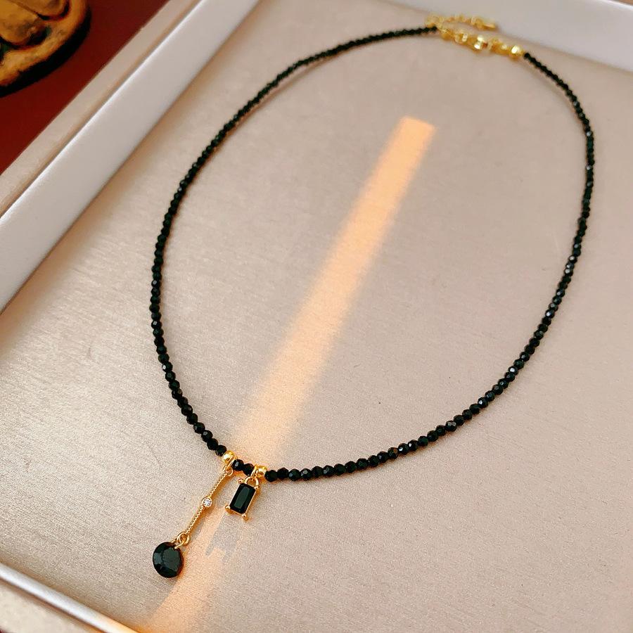 Female Retro Ethnic Style Niche Versatile Necklace чёрный