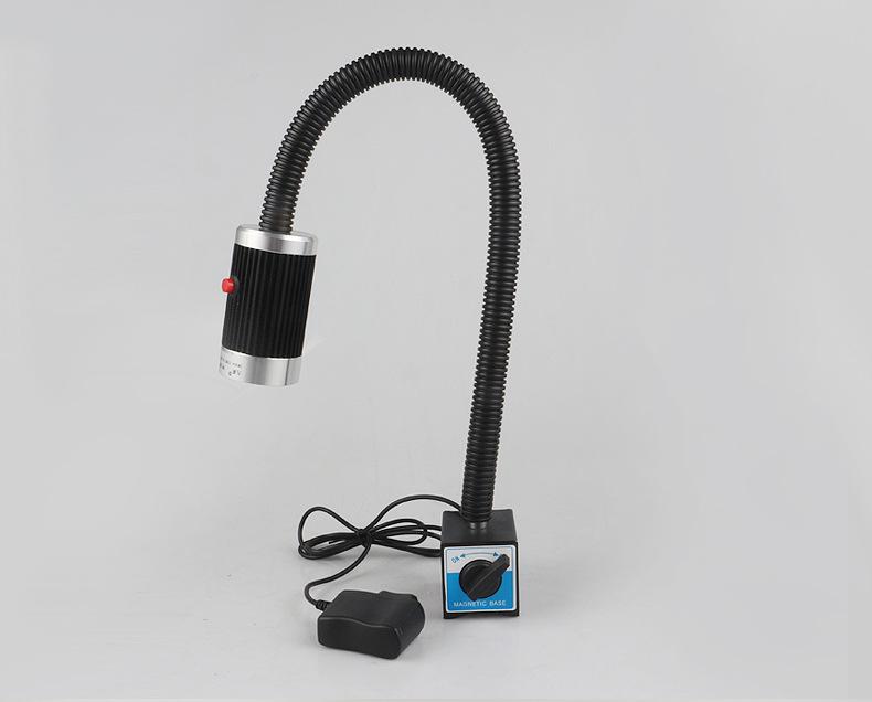 LED Pracovní světlo pro obráběcí stroje – Hadicové magnetické světlo s husím krkem pro CNC soustruh 24V/220V