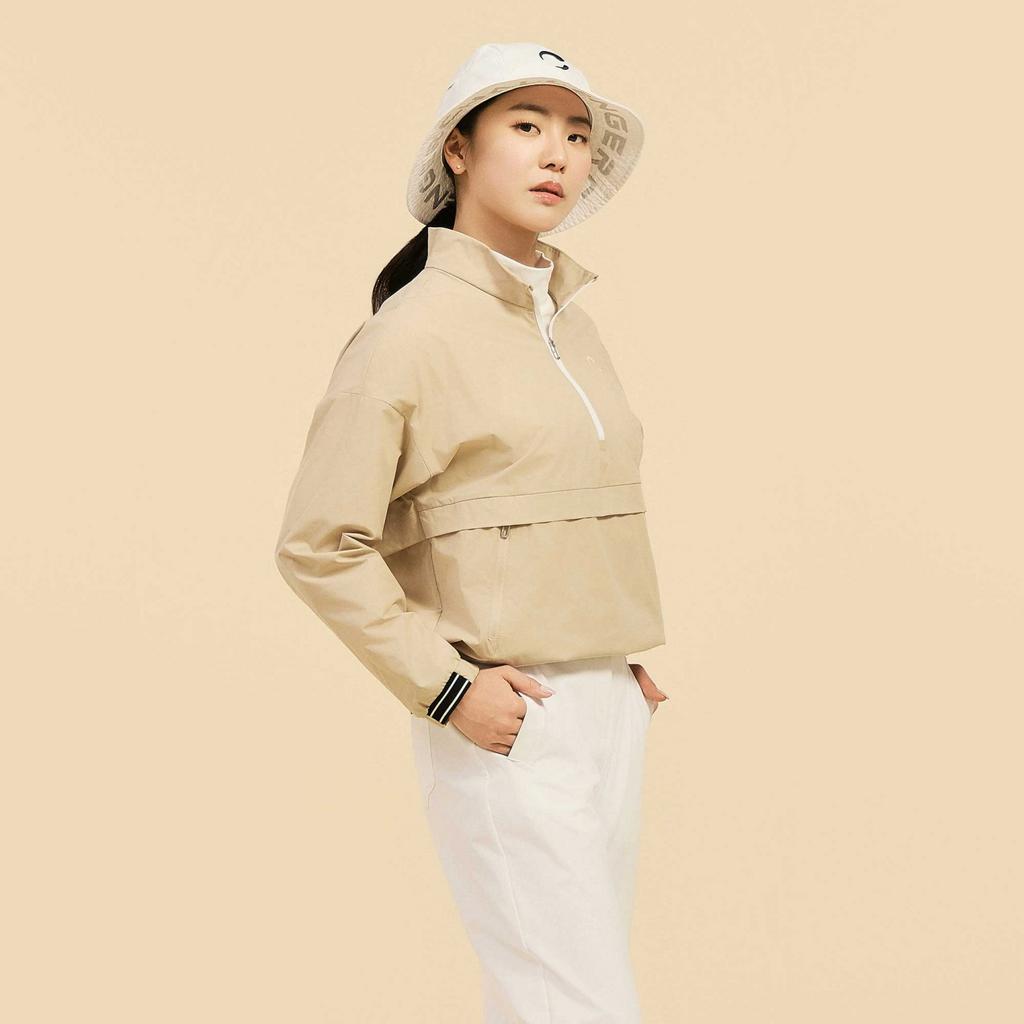 CHALLENGER Women'S High-Neck Half-Zip Stretch Woven Top Beige