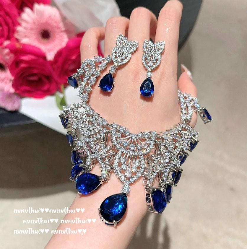 Lace Honeycomb Sapphire Water Drop Necklace, Antique Plated 18K Gold, Royal Blue Engraved Zircon Earrings, Brooch