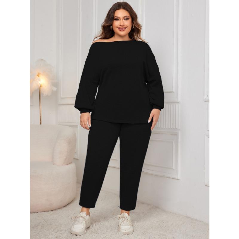 A New Off-the-shoulder Large-sized Loose Casual Long-sleeved and Long Pants Suit for Women
