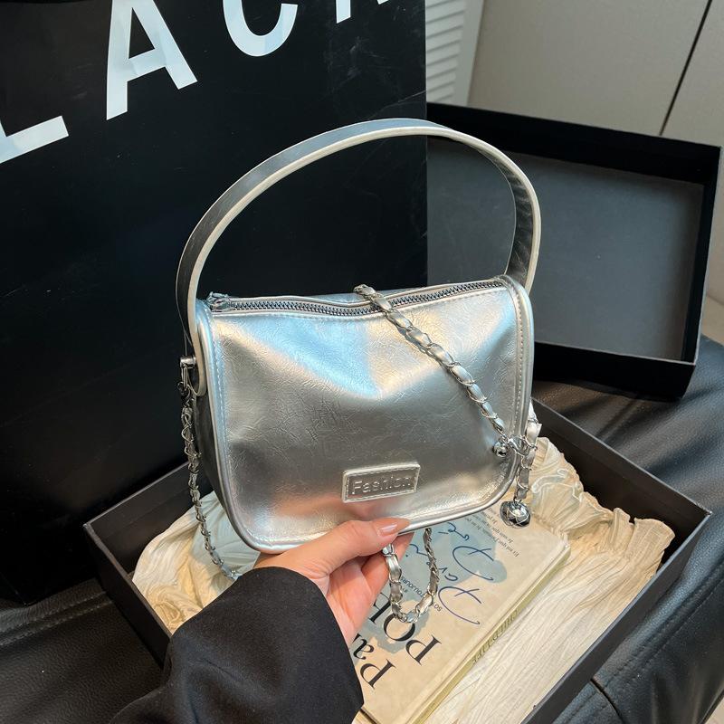 Versatile niche premium new fashion messenger bag shoulder summer portable women's bag