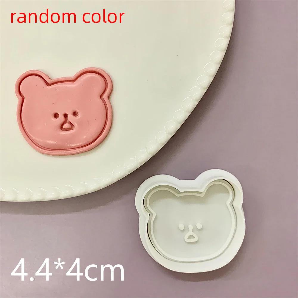 3D Cartoon Cute Animal Cookie Mold Bear Rabbit Cake Stamp Fish Mold  Love Heart Shaped Mold Baking Biscuit Cutters for Child