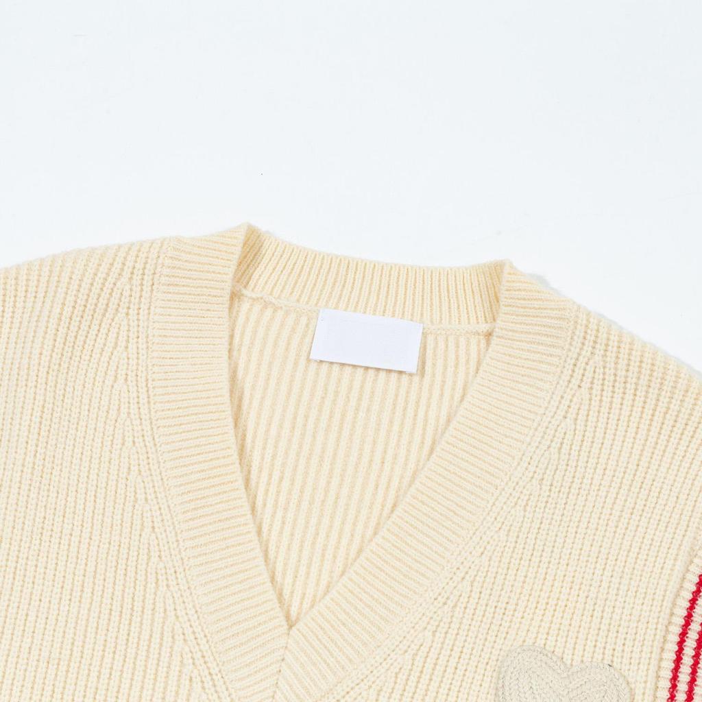 Nuovo Gilet Pullover Lavorato a Maglia a Righe con Scollo a V Autunnale e Invernale con Logo Testuale a Forma di Cuore Maglione Base Lavorato a Maglia di Pecora