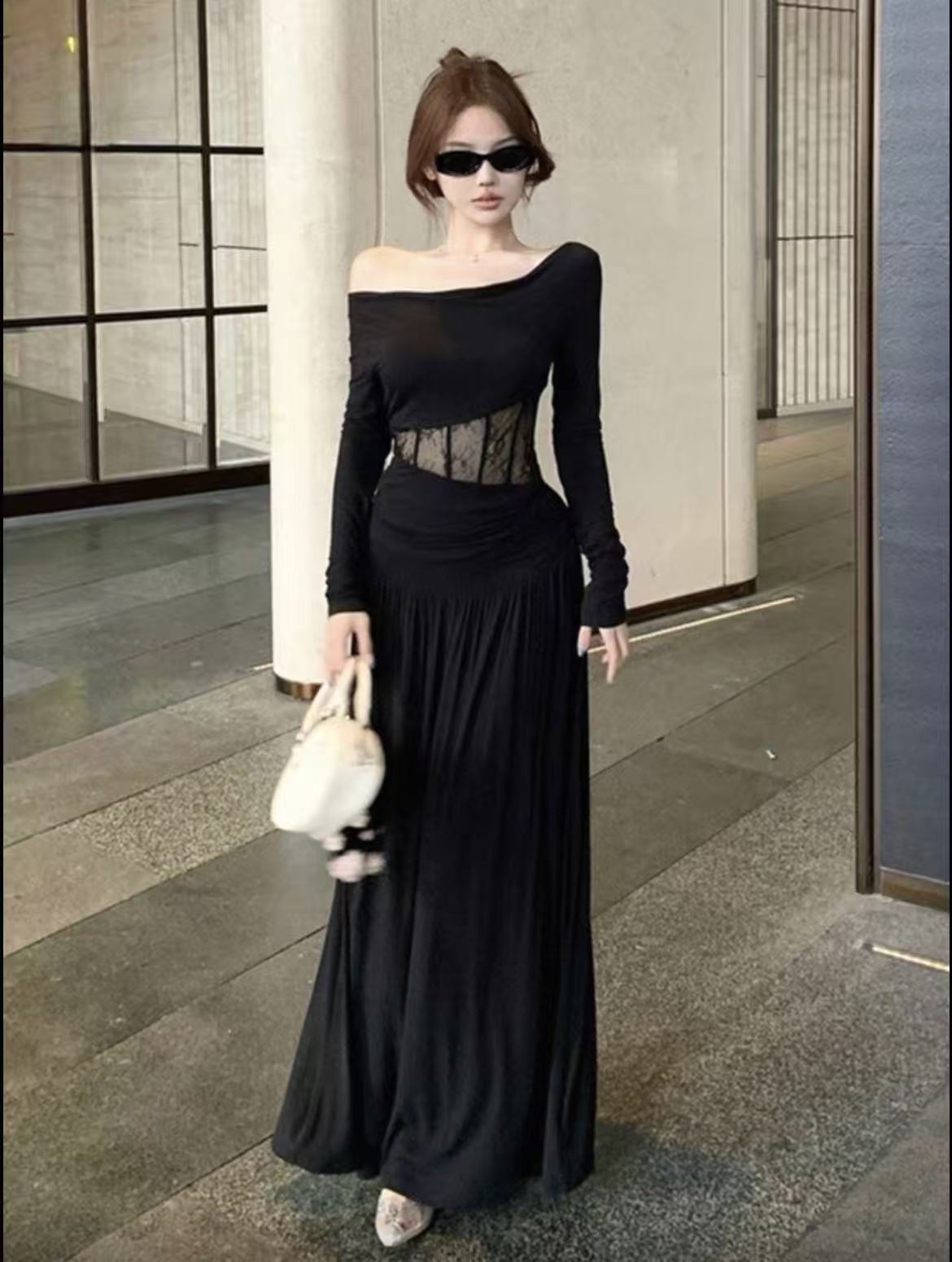 

French pure desire oblique shoulder hollow dress children s new autumn and winter design feeling waist and thin hip long dress XL
