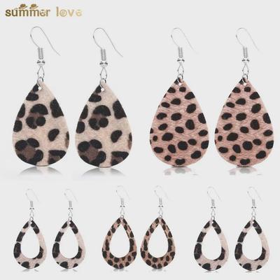 Orecchini a Goccia in Pelle PU a Doppia Faccia con Stampa Leopardata per Donna
