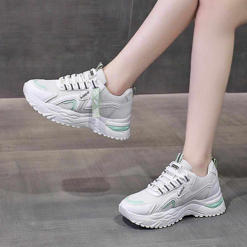 

Весенне-летние повседневные модные новые дышащие кружевные однотонные кроссовки с круглым носком, удобная женская прогулочная обувь 40