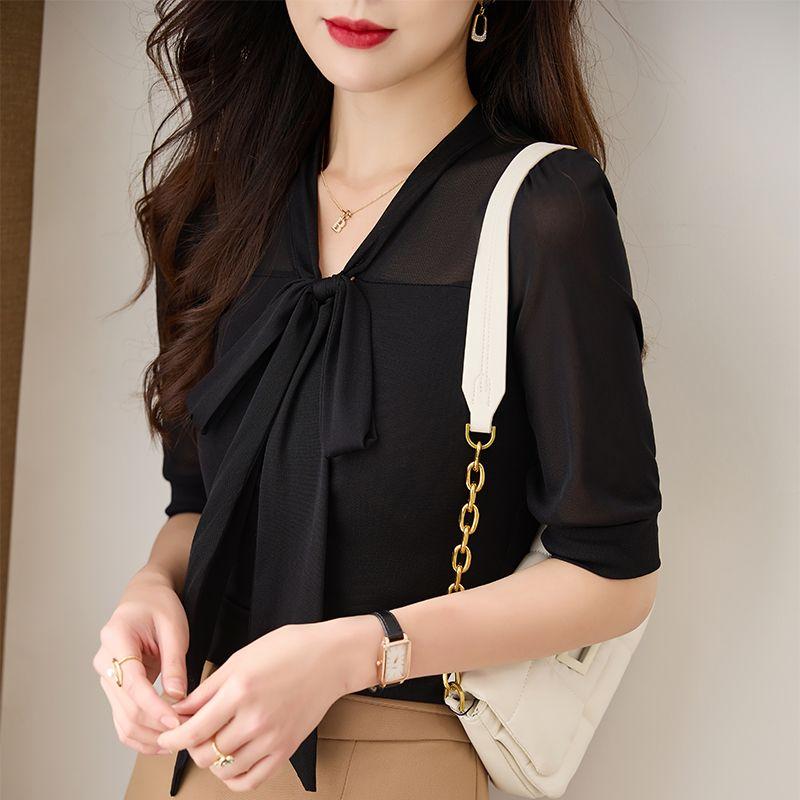 Chic and Elegant Mesh V-neck Short Sleeve Blouse for Women with Big Size That Covers The Abdomen and Highlights Slimming Effect