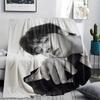 1 STuks Cha Eun-woo Print Flanellen Deken, Hoge Kwaliteit Alle Seizoenen, Woondecoratie, Warmte en Comfort, Perfect voor Kerstcadeaus
