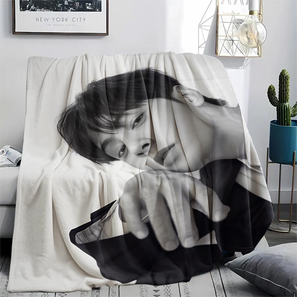 1 STuks Cha Eun-woo Print Flanellen Deken, Hoge Kwaliteit Alle Seizoenen, Woondecoratie, Warmte en Comfort, Perfect voor Kerstcadeaus