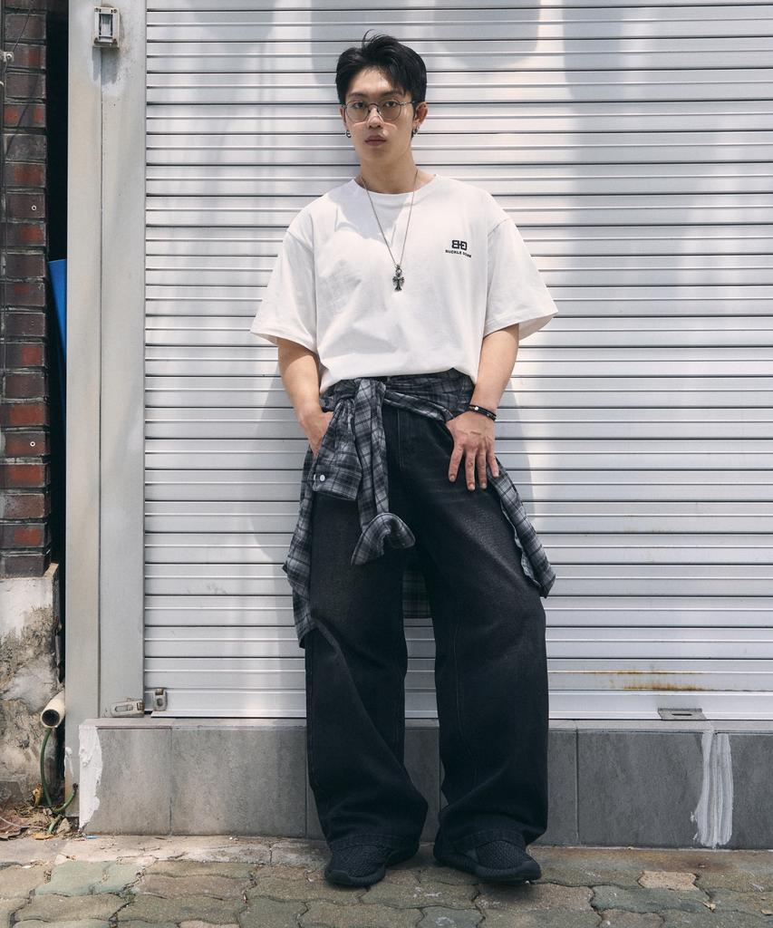 Beokeuldaun Oversized Graphic Check Shirt (Mixed Grey)