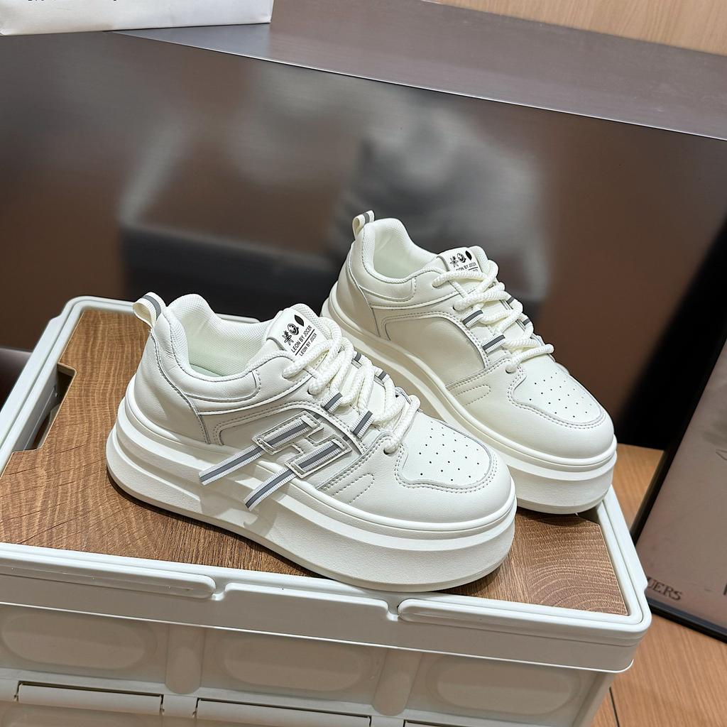 Muffin sole heightened breathable single shoes spring new soft sole versatile little white shoes 2025 Korean version small board shoes women
